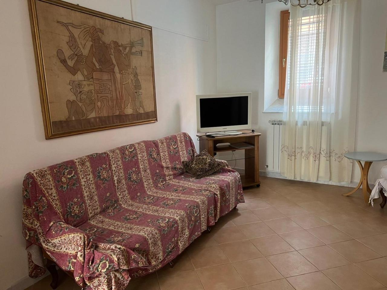 Appartamento Vicino Al Mare Монелья Экстерьер фото