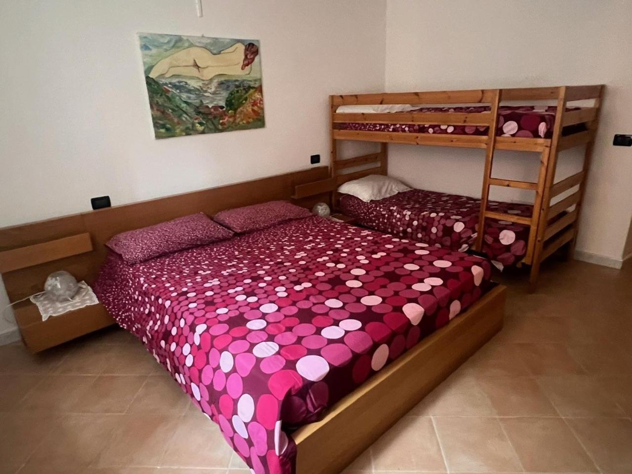 Appartamento Vicino Al Mare Монелья Экстерьер фото